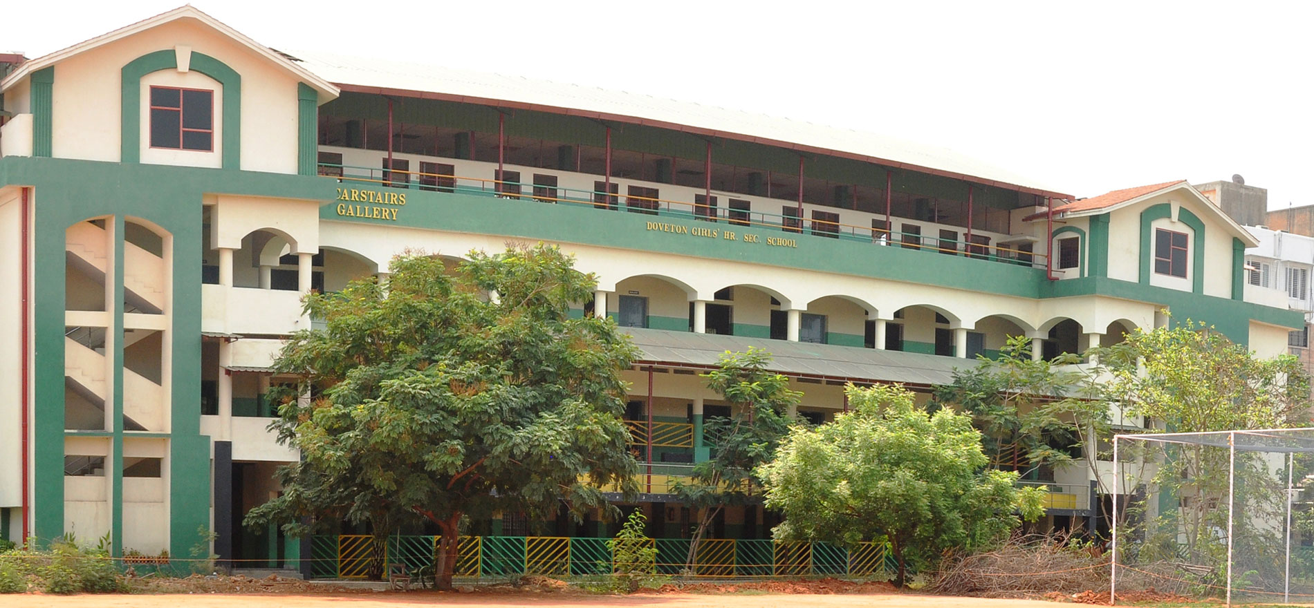 THE DOVETON SCHOOL